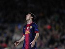 ALE NE! Lionel Messi z Barcelony se na zlobí po pokaené akci.