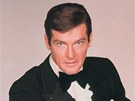 Roger Moore jako agent 007 James Bond ve filmu ít a nechat zemít (1973)