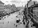 Václavské námstí kolem roku 1901, v prvním období elektrických tramvají, kdy...