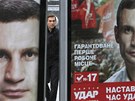 Volební plakáty se slavným ukrajinským boxerem italijem Klikem, který
