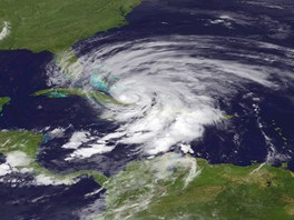 Model hurikánu. Sandy za Jamajkou nabrala na síle, kterou si udrela i po...