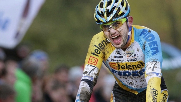 ZKLAMÁNÍ. Belgický cyklokrosa Rob Peeters dojel sice do cíle druhého závodu SP