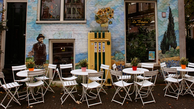 Jeden z malch a tulnch Coffee shop ve tvrti Joordan
