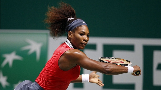 Serena Williamsov bojuje v semifinle Turnaje mistry v Istanbulu. 