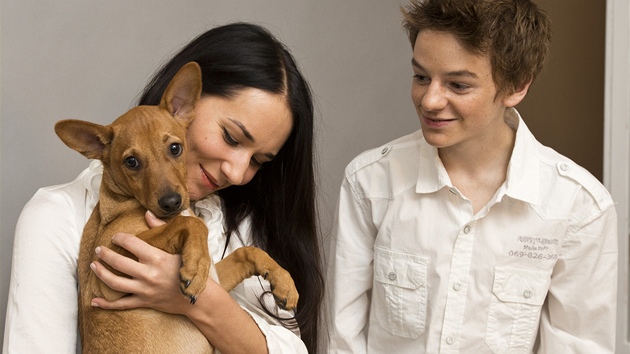 Sandra Nováková si vzala z útulku čtyřměsíční psí slečnu Bambie. 