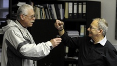 Jaroslav Kubera (vpravo) pot�etí za sebou usp�l v senátních volbách. Prvním