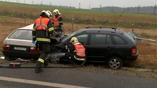 Při nehodě u Třemošné na severním Plzeňsku zemřel osmdesátiletý řidič favoritu.