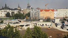 Pohled na staveniště obchodního centra Corso v Plzni.
