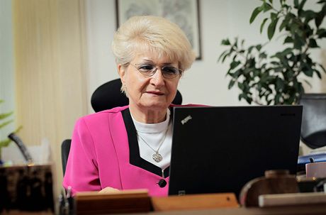 Senátorka Milada Emmerová je lenkou Výboru pro zdravotnictví a sociální politiku.