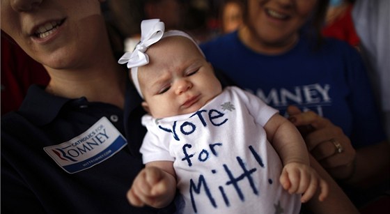 Volte Mitta! Píznivkyn republikán na Romneyho mítinku na Florid (5....