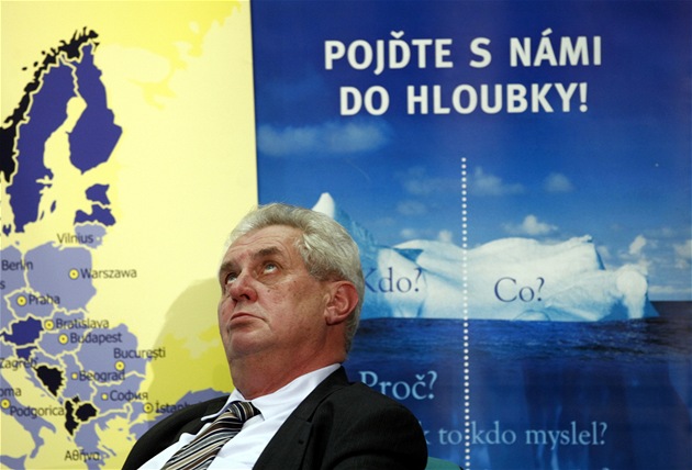 Kandidát na prezidenta �R Milo� Zeman