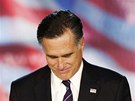 Mitt Romney uznal poráku na pódiu ve volebním tábu republikán v Bostonu. (7.