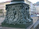 Jedovatá zelená místo u�lechtilé patiny.