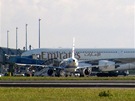 Letadlo spolenosti Emirates na praském letiti