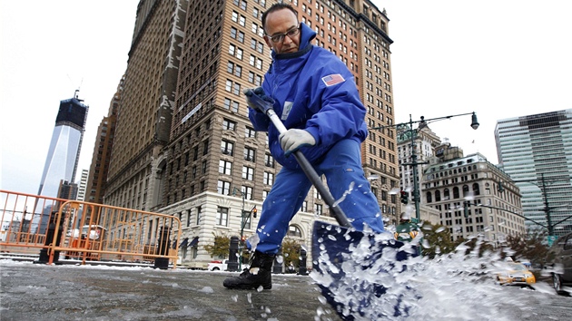 New York po boui Sandy zashla prudk vnice (8. listopadu 2012)