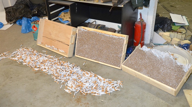 Cigaretové padělky z odhalených továren na Zlínsku