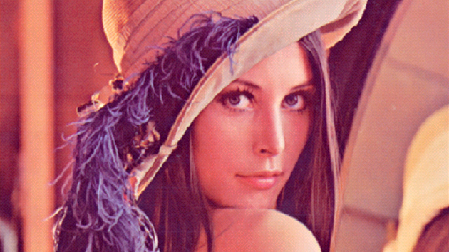 Výez z pvodní fotografie o rozmrech 13x13 centimetr pouívaný bn ve