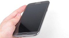 Samsung Galaxy Note II je skuten obí telefon.
