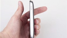 Malé rozm�ry a elegantní vzhled jsou jedny ze zbraní tohoto modelu.