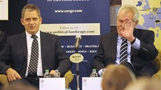 Prezident�tí kandidáti Ji�í Dienstbier, Milo� Zeman, P�emysl Sobotka a Jan