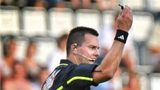 Fotbalový rozhodčí Tomáš Adámek na snímku ze srpna 2011