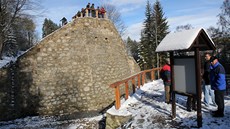 U obce Rybník na Krumlovsku byla otevena stezka zabývající se historií...