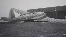Letoun Heinkel He 111, s nimi v dubnu 1945 zásobovali Nmci z hradeckého