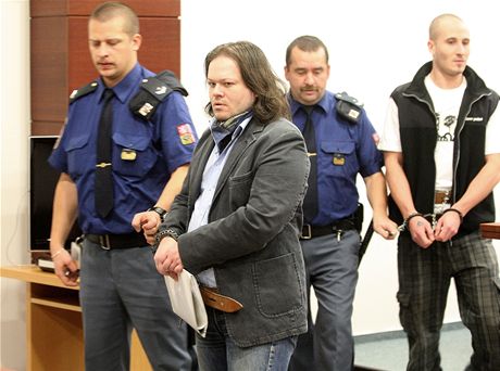 Daniel Drábek u jednoho z pedchozích stání u libereckého soudu.