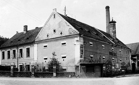Pvodn pivovar byl v Sedlci zaloen v 16. stolet. Pivo se vailo do roku 1943.