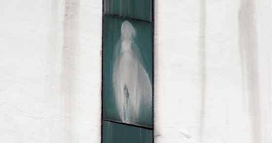 Skvrna pipomínající Pannu Marii na okn nemocnice v Kuala Lumpuru (12.