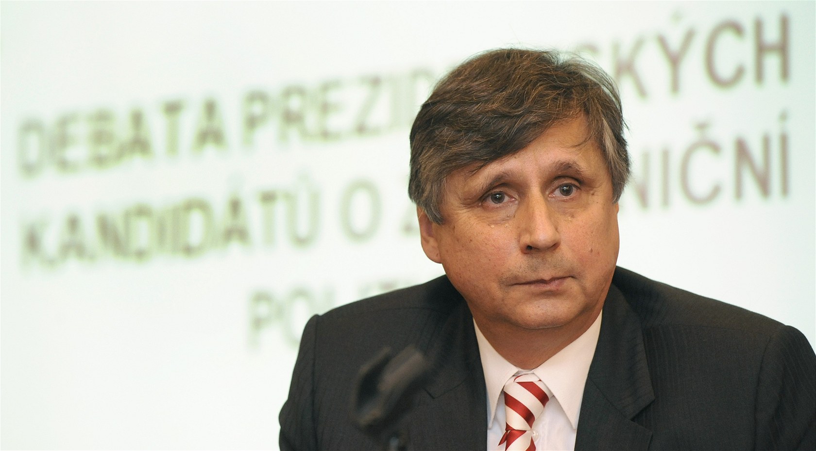 Kandidát na prezidenta Jan Fischer