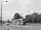 Od roku 1964 začaly být tramvaje T3 na některých linkách spřahovány do dvojic.