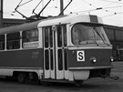 První vlaky složené z vozů T3, kde v předních vozech byla tzv. samoobsluha, tj.