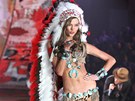 Modelka Karlie Klossová na přehlídce Victoria's Secret