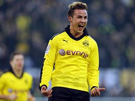 JE TAM! Nmecký supertalent Mario Götze z Borussie Dortmund se raduje ze...