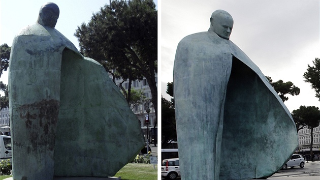 Vlevo pvodn podoba sochy Jana Pavla II. v m, vpravo jej opraven verze (19. listopadu 2012)