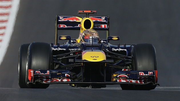 RYCHLK. Sebastian Vettel z Red Bullu projel nejrychleji tra pi tetm menm trninku Velk ceny USA.
