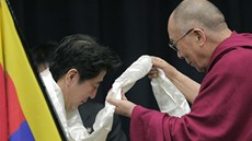 To se �ín� nem��e líbit - tibetský duchovní v�dce dalajláma s p�edsedou