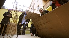 Architektonická kancelá� Ting a sdru�ení Jako doma p�edstavily v Azylovém dom�...