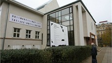 D�m um�ní m�sta Brna se po rekonstrukci op�t otev�el výstavou Formáty