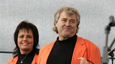 Koncert p�veckého dua Eva a Va�ek se 30. kv�tna 2009 konal pod �irým nebem na...