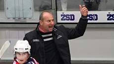Hokejový kou Jií Rech na havlíkobrodské stídace.