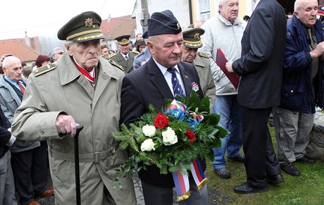 Pietní setkání k uctní památky bývalého velitele 1. s. armádního sboru v SSSR