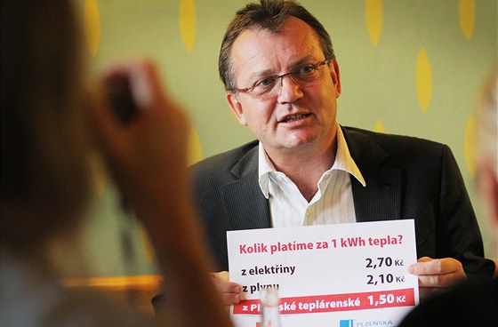 Generální editel Plzeské teplársnké Tomá Drápela vysvtluje zmny cen tepla v Plzni.