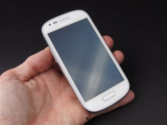 Samsung Galaxy S III mini