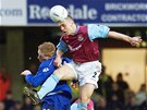 Tomá epka (vpravo) hrál od léta 2001 do ledna 2006 za West Ham United. Snímek...