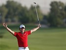 MISTR. Rory McIlroy se raduje z vítzství na turnaji v Dubaji.  