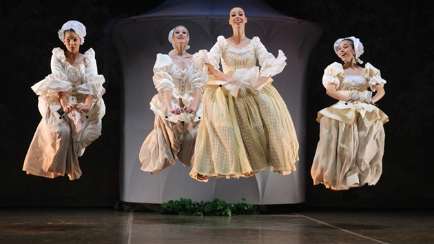 Baletn pedstaven pkov Renka ve Velkm divadle v Plzni. 