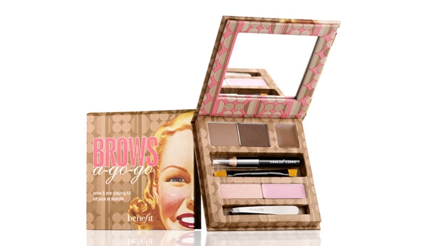 Sada na pravu obo Brows a-go-go, Benefit, prodv Sephora