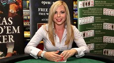 "Po kadém turnaji si zapíi, kolik jsem vyhrála nebo prohrála," íká pokerová